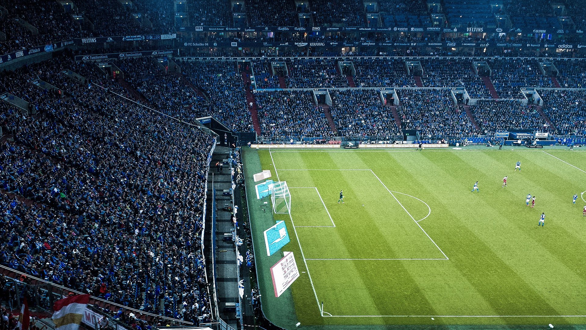 加维，从诺坎普到英超，一个移民少年的足球战争